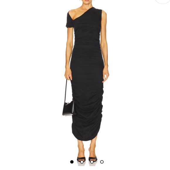 Revolve Stasera Midi Dress in Washed Black
Amelie Teje - Picture 1 of 5